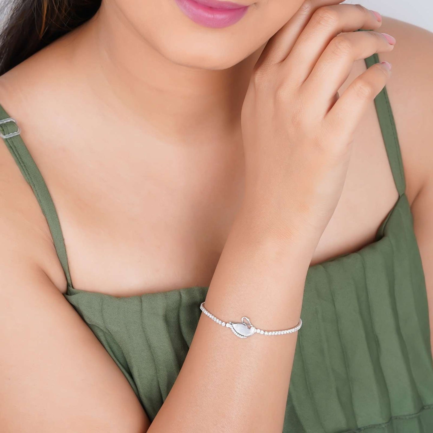 Silver Swan Tennis Bracelet