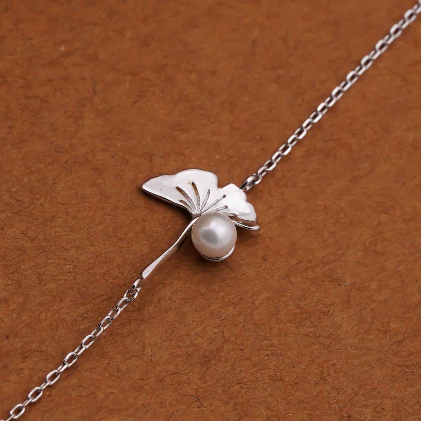 Silver Ginkgo Leaf Pearl Bracelet