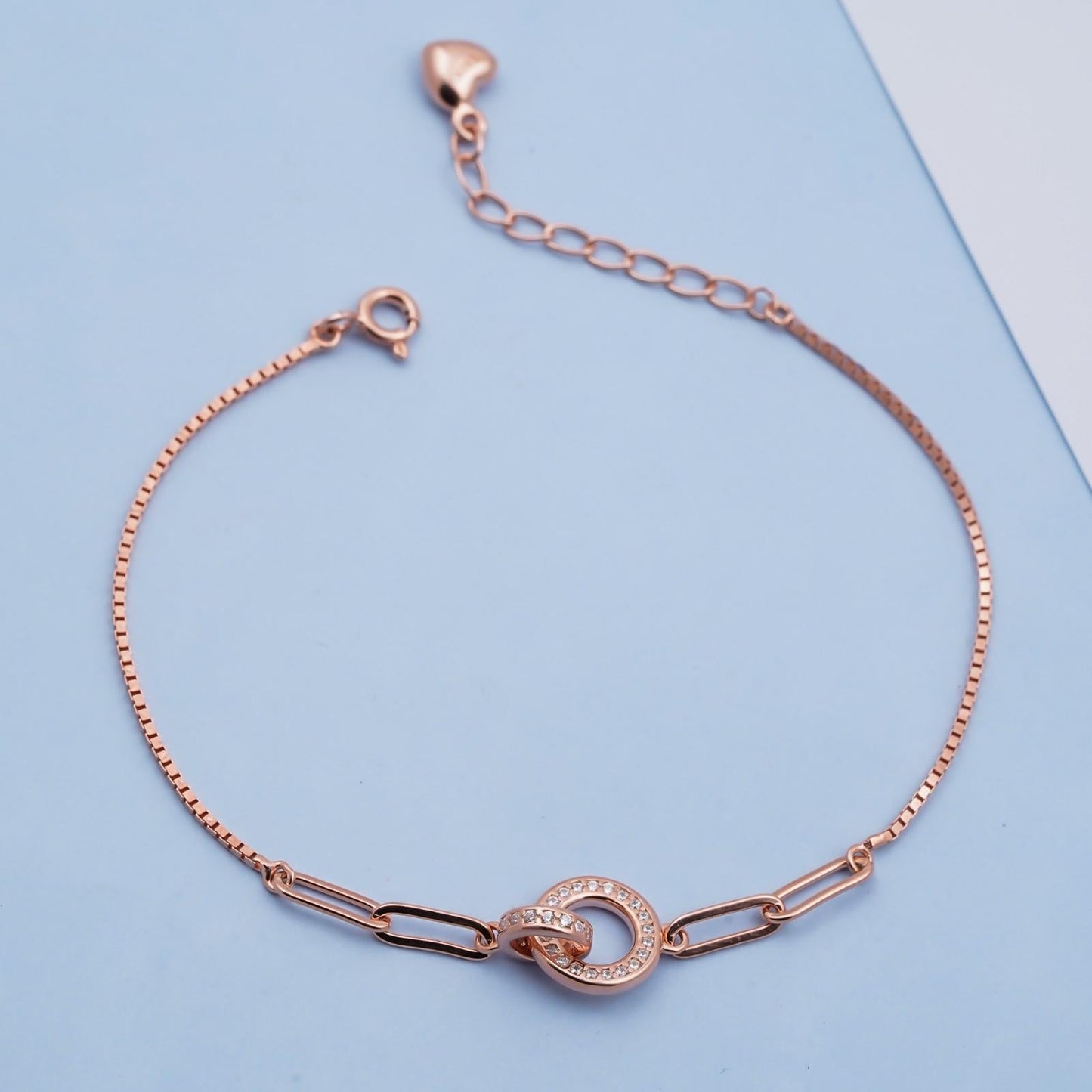 Rose Gold Bold Interlock Circle Bracelet
