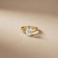 The Aurora Oval Cut 2 Ct Lab Grown Diamond Split Shank Ring Gold