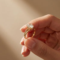 The Aurora Oval Cut 2 Ct Lab Grown Diamond Split Shank Ring Gold