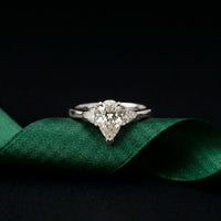 1.30CTW Pearlune Lab Grown Diamond Three Stone Ring For Her