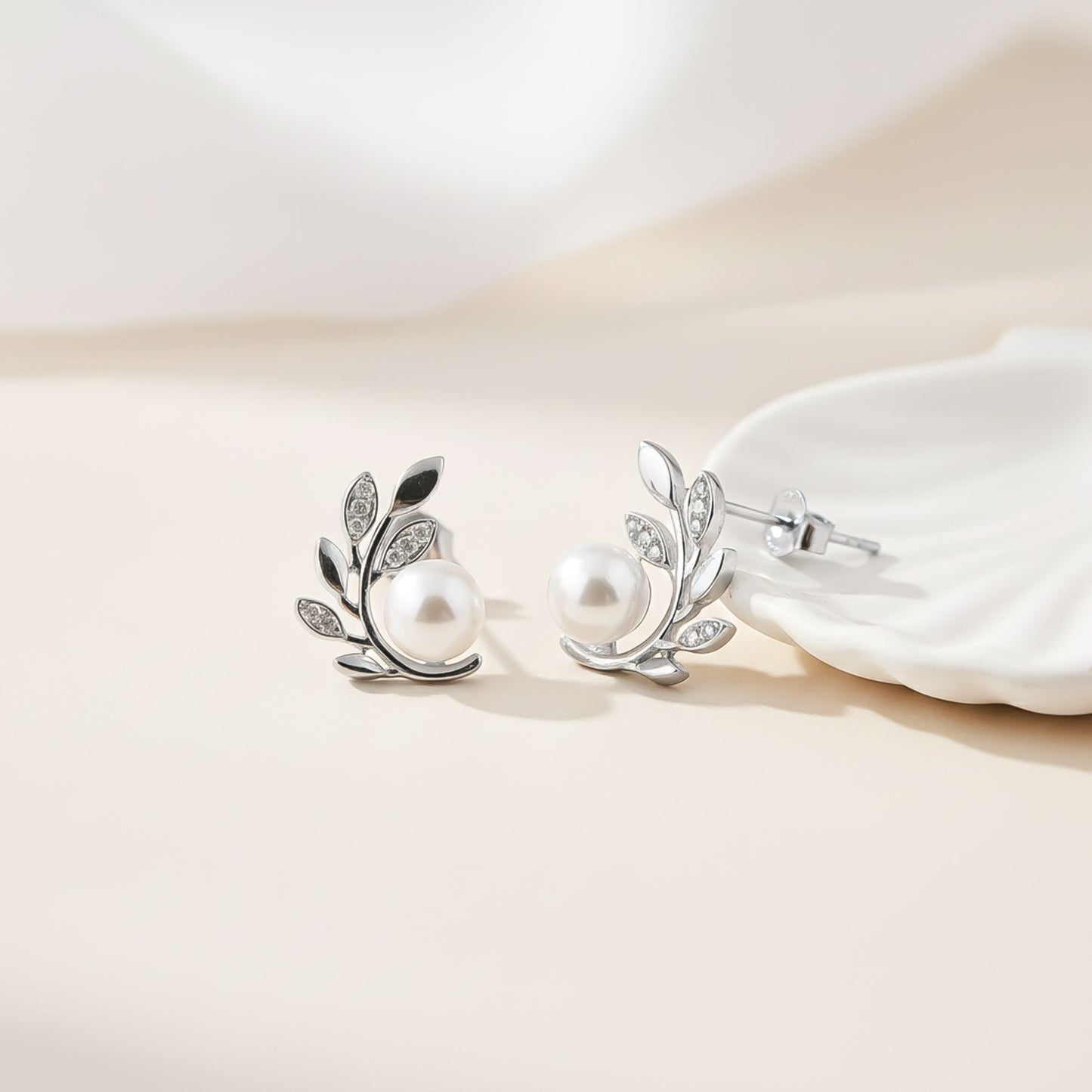 925 Sterling Silver Pearl Leaf Stud Earrings Gold Vermeil (2.5 Micron) - alternate view