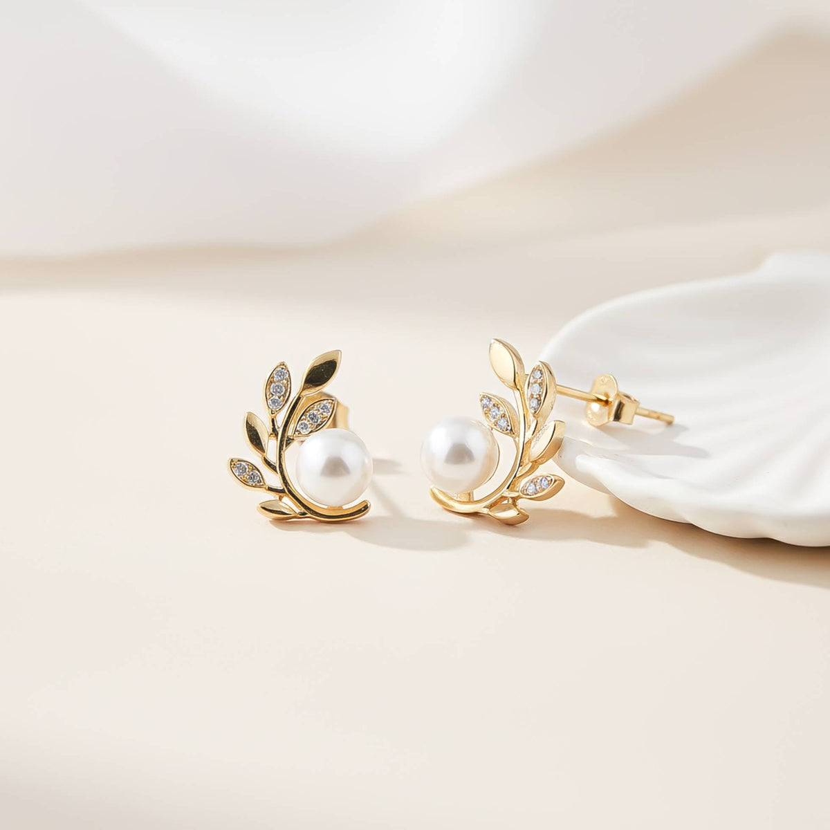 925 Sterling Silver With Gold Vermeil Pearl Leaf Stud Earrings Gold Vermeil (2.5 Micron) - alternate view
