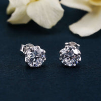Round Moissanite Prong Stud Earrings