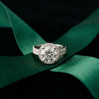 2.9 Ct Round Cut Moissanite Luxe Halo Ring White