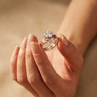 2.85 Ct Round Cut Moissanite Crowned Contour Ring Set for Women