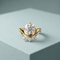 2.85 Ct Round Cut Moissanite Crowned Contour Ring Set for Women
