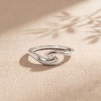 0.10 Ct Round Cut Modern Open Swirl Moissanite Ring White