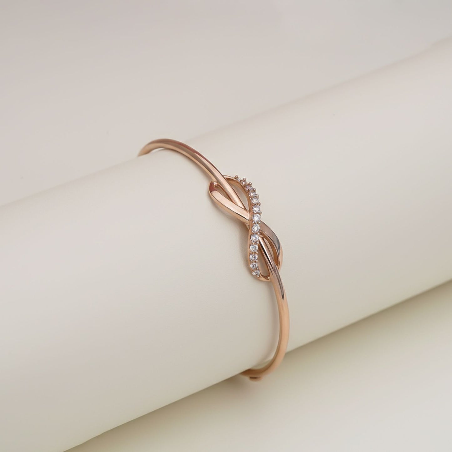 925 Sterling Silver Glittering Infinity Bangle With 14K Rose Gold Plated