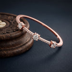 2.60 Ct Round Cut Lab Grown Diamond Triple Solitaire Sculpted Bangle Bracelet Rose Gold