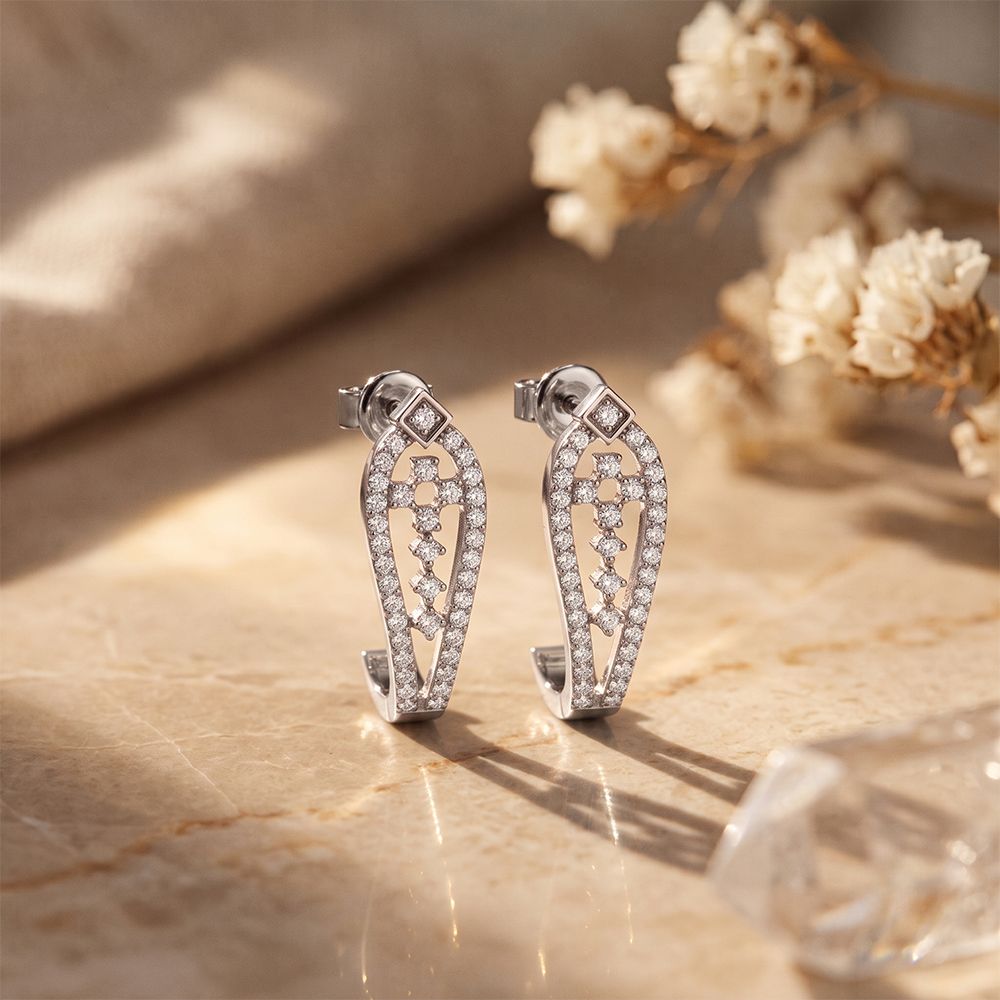 0.50 Ct Round Cut Lab Grown Diamond Leaf Motif Drop Earrings White