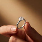 1.50 CTW Classic Round Lab Grown Diamond Promise Ring For Women White