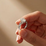 The Aurora Oval Cut 2 Ct Lab Grown Diamond Split Shank Ring White