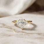 1.30CTW Pearlune Lab Grown Diamond Three Stone Ring For Her