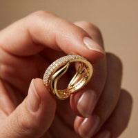 0.10CTW Round Cut Modern Twist Lab Grown Diamond Wedding Band For Women Gold