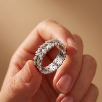 0.40CTW Round Cut Leaf Motif Lab Grown Band For Women White