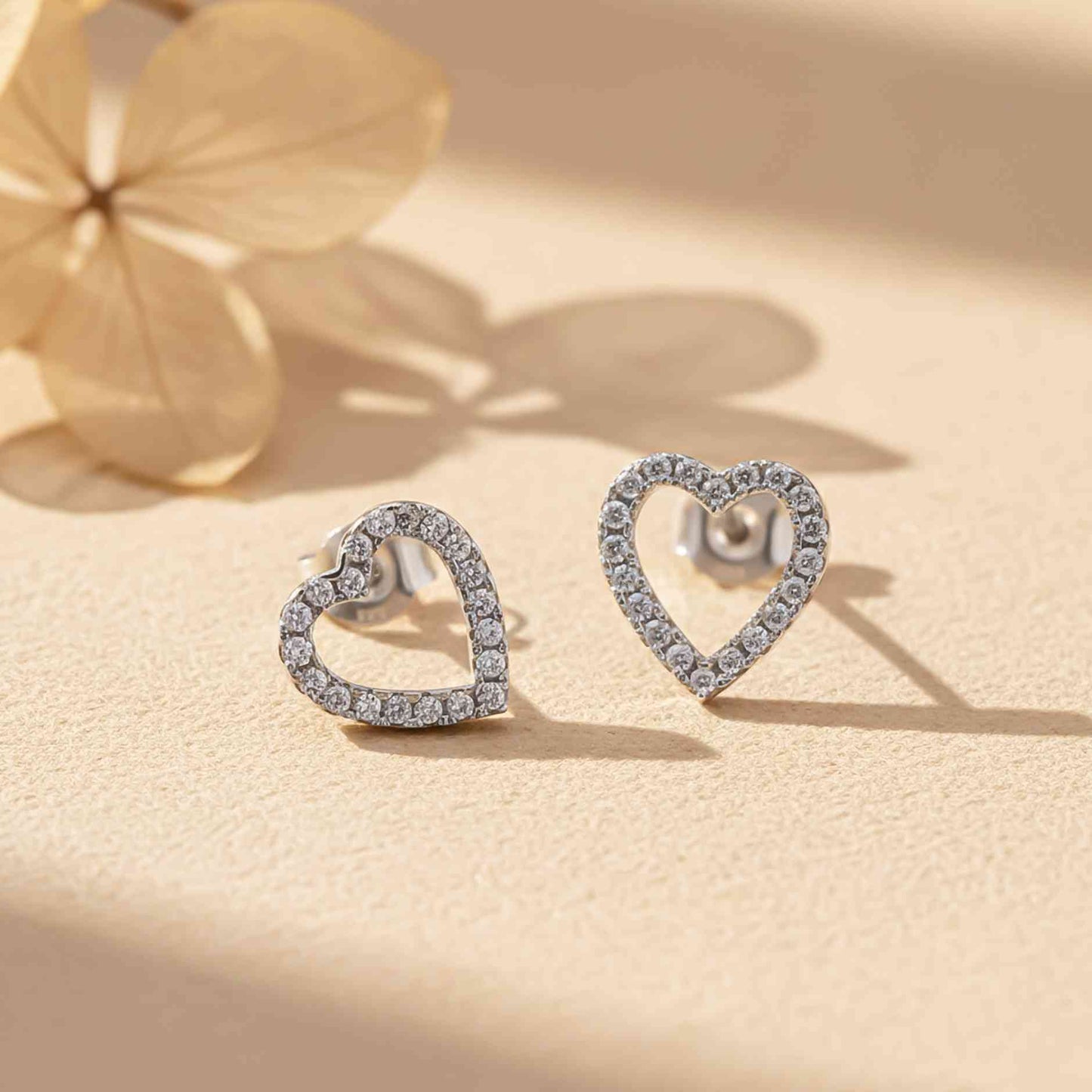 925 Sterling Silver Zircon Studded Heart Earrings