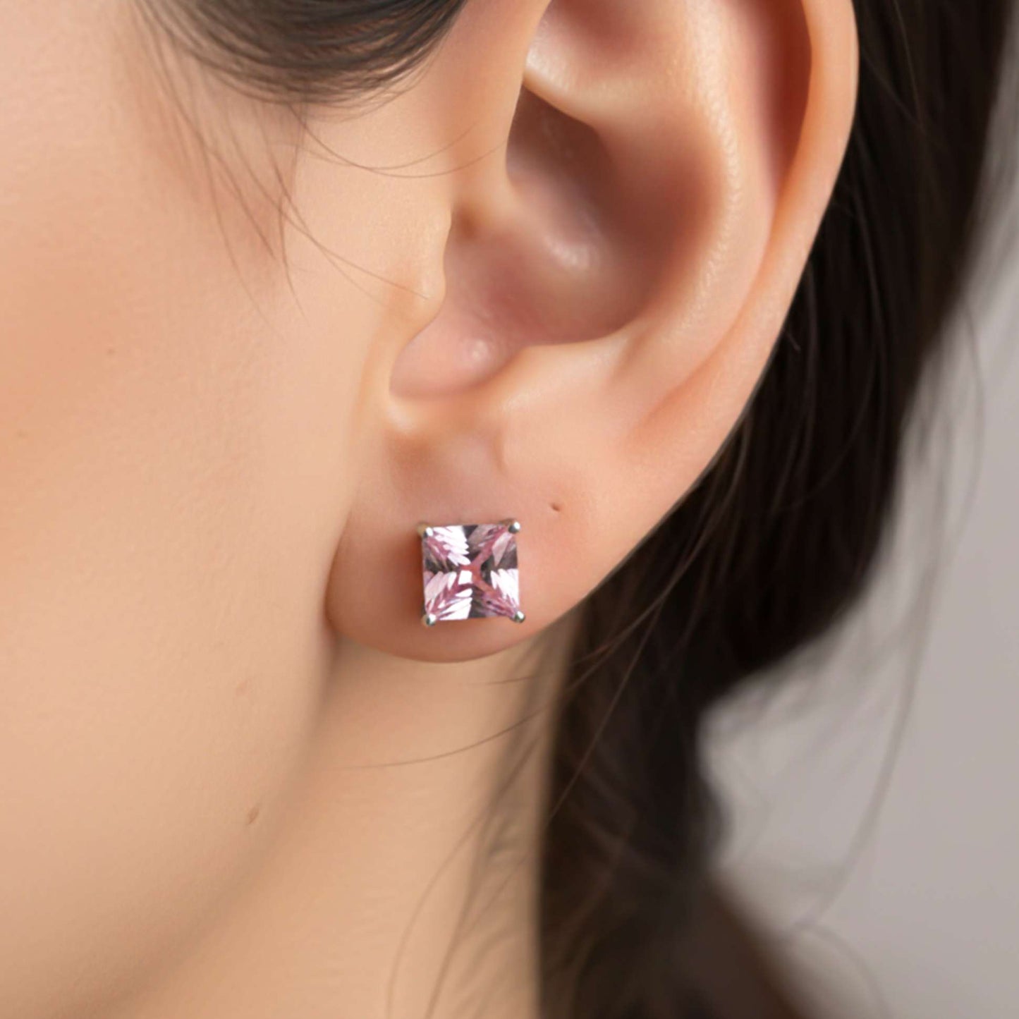 925 Sterling Silver Sapphire Charm Solitaire Studs