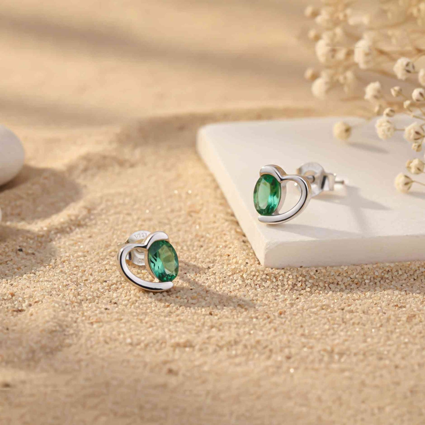 925 Sterling Silver Green Emerald Heart Love Stud