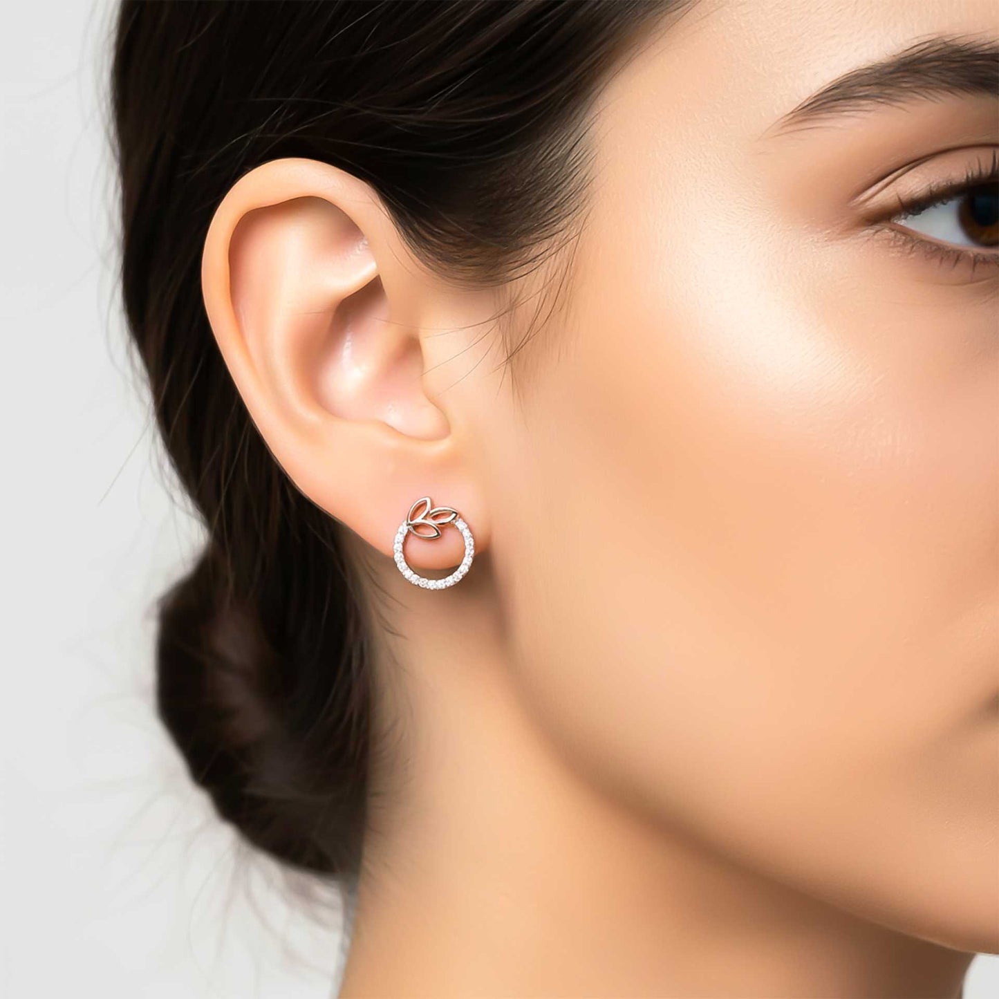 925 Sterling Silver With 14K Gold Plated Elior Petal Stud Earrings