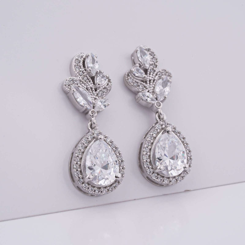 4Ct Moissanite Teardrop Dangle Earrings White
