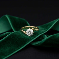 1 Ct Round Moissanite Twist Engagement Ring