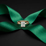 2 Ct Emerald Moissanite Infinity Band Ring for Women Rose Gold