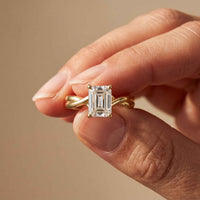 2 Ct Emerald Moissanite Infinity Band Ring for Women Gold