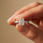 2 Ct Emerald Moissanite Infinity Band Ring for Women White