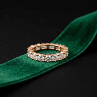 0.16 Ct Emerald & Round Moissanite Alternating Eternity Band Ring
