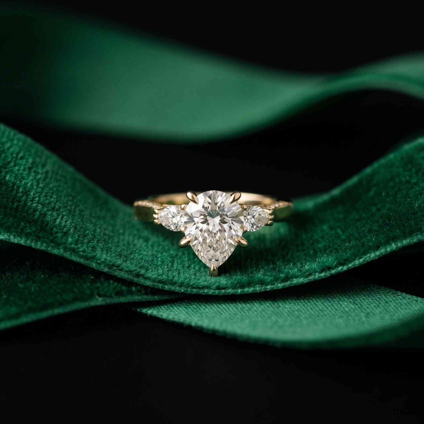 2.00 Ct Pear Cut Moissanite Regal Vintage Ring Gold