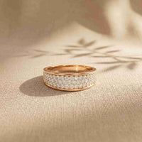 0.95 Ct Round Cut Moissanite Men's Pavé Band Ring