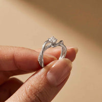 0.50 Ct Round Cut Moissanite Infinity Twist Ring