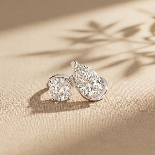 2.9 Ct Pear & Round Cut Moissanite Bypass Toi et Moi Ring