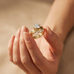 2.85 Ct Round Cut Moissanite Crowned Contour Ring Set for Women