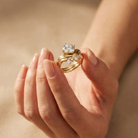 2.85 Ct Round Cut Moissanite Crowned Contour Ring Set for Women