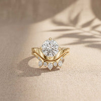 2.85 Ct Round Cut Moissanite Crowned Contour Ring Set for Women