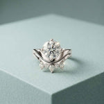 2.85 Ct Round Cut Moissanite Crowned Contour Ring Set for Women