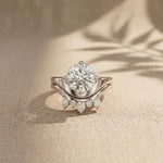 2.85 Ct Round Cut Moissanite Crowned Contour Ring Set for Women