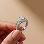1.85 Ct Round Cut Moissanite Vintage Halo Ring for Women White