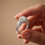 1.25 Ct Round Cut Halo Vintage-Inspired Moissanite Ring White
