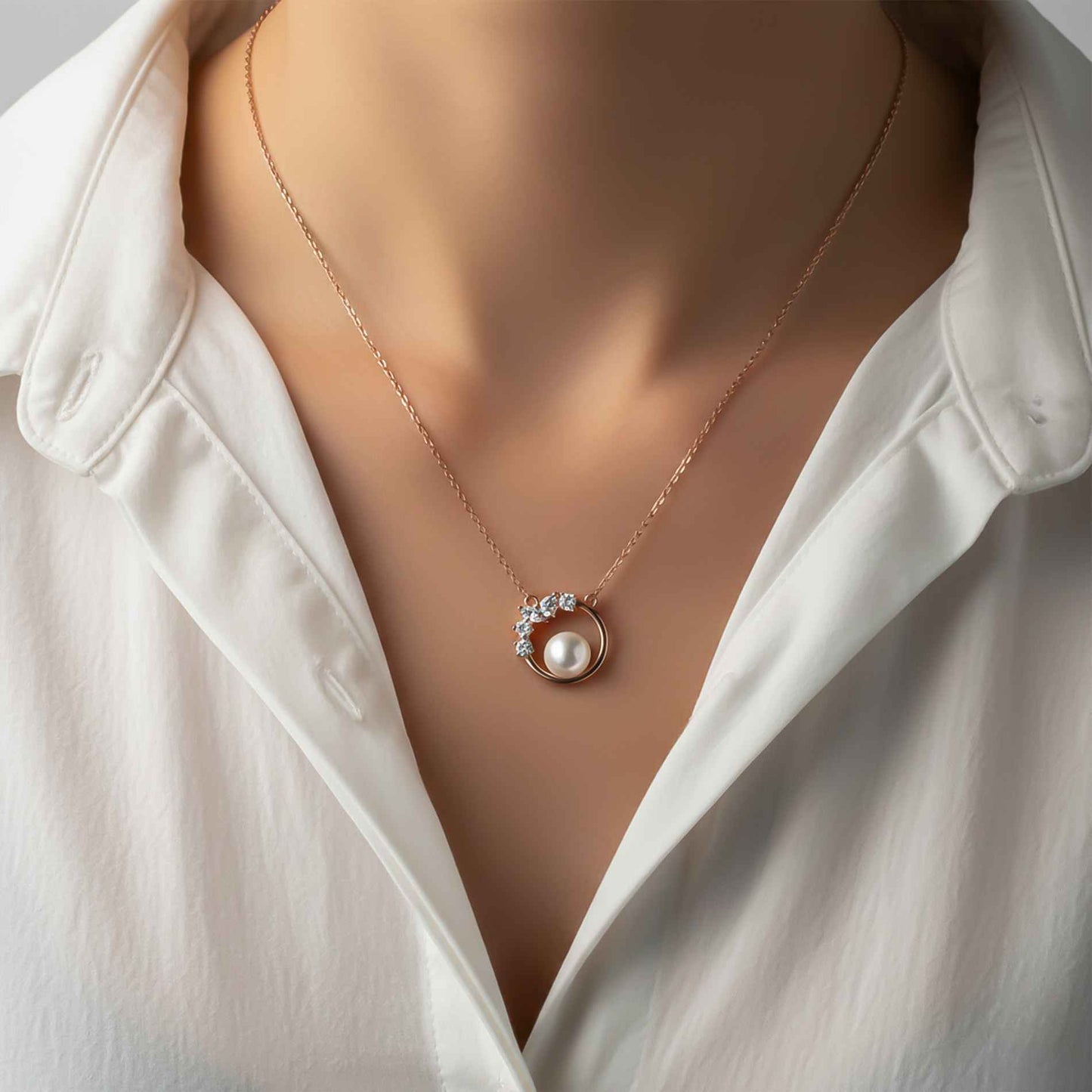 Sterling Silver Pearl Circle Shape Necklace