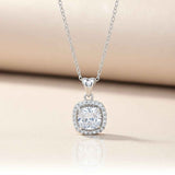Silver Round Halo Pendant Gold Vermeil (2.5 Micron)