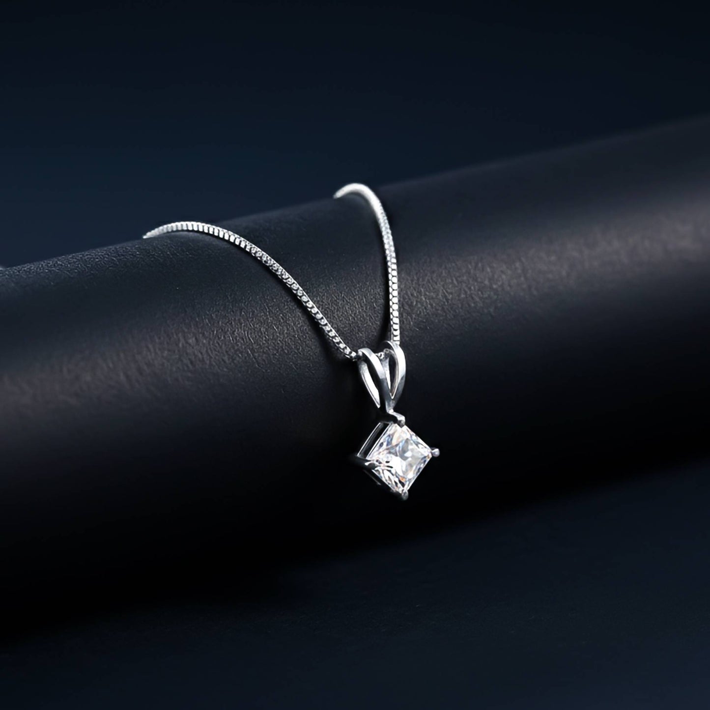 Silver Princess Classic Solitaire Pendant