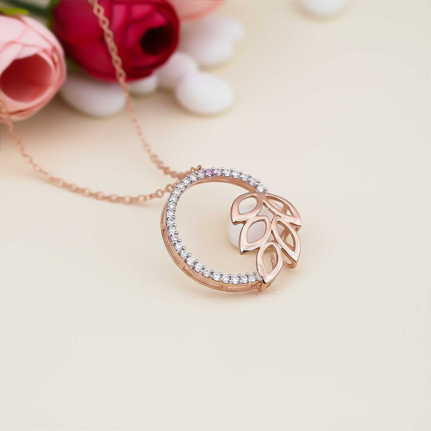 Sterling Silver Diamond Vine Circle Pendant