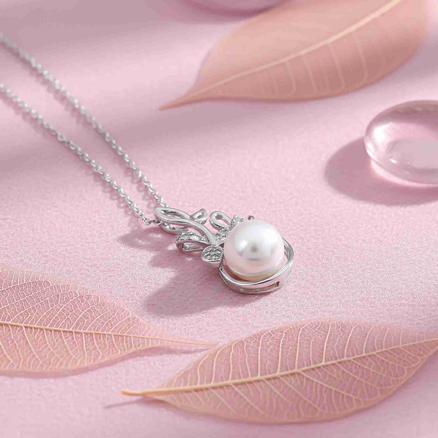Silver Cultured Freshwater Pearl Floral Pendant