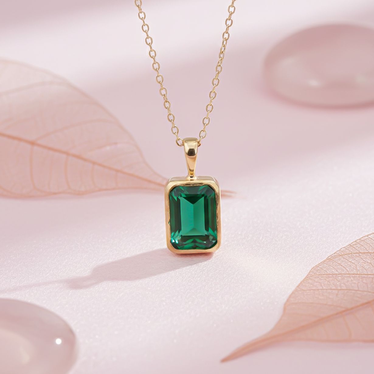 Sterling SilverEvergreen Solitaire Pendant