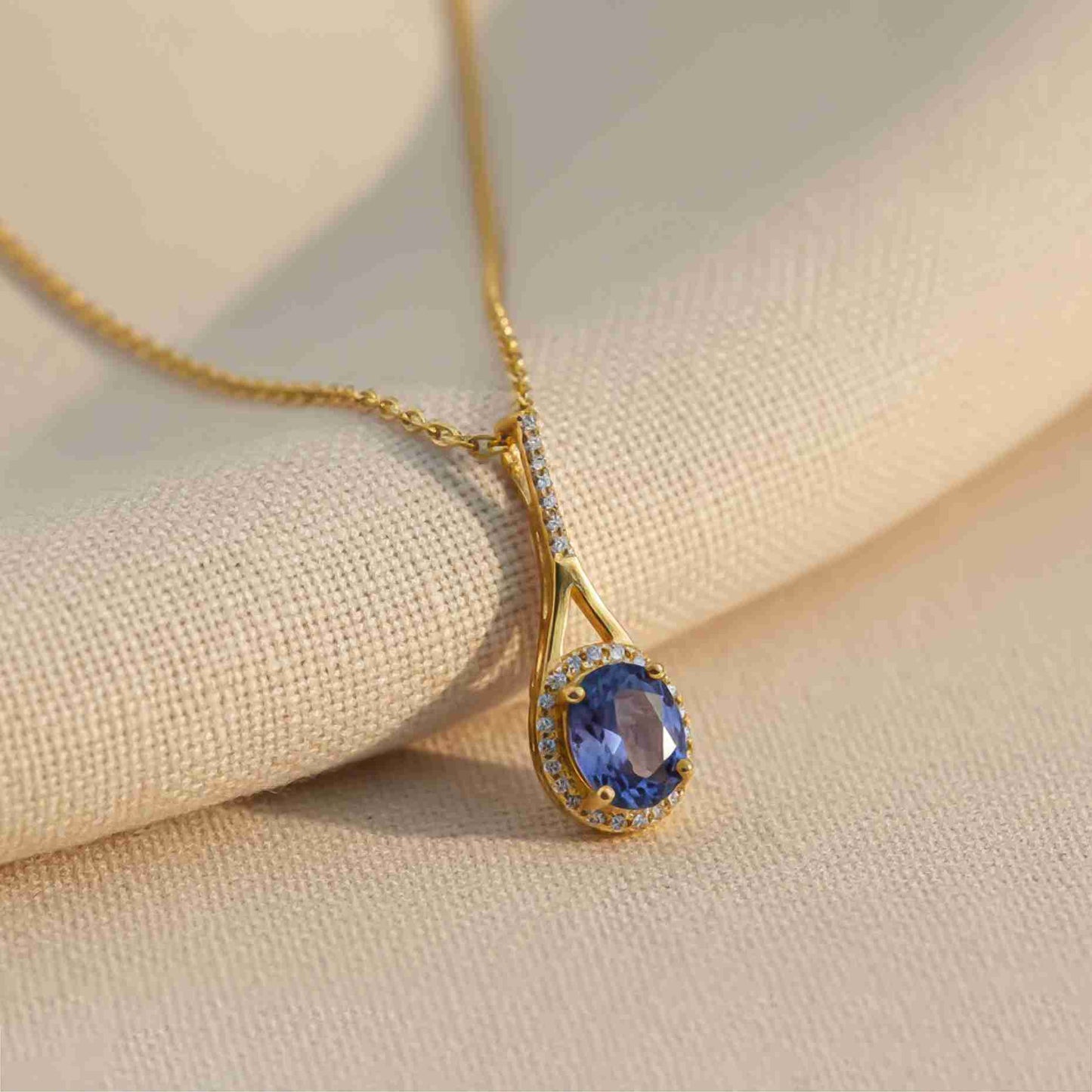 Silver Dazzling Halo Sapphire Pendant