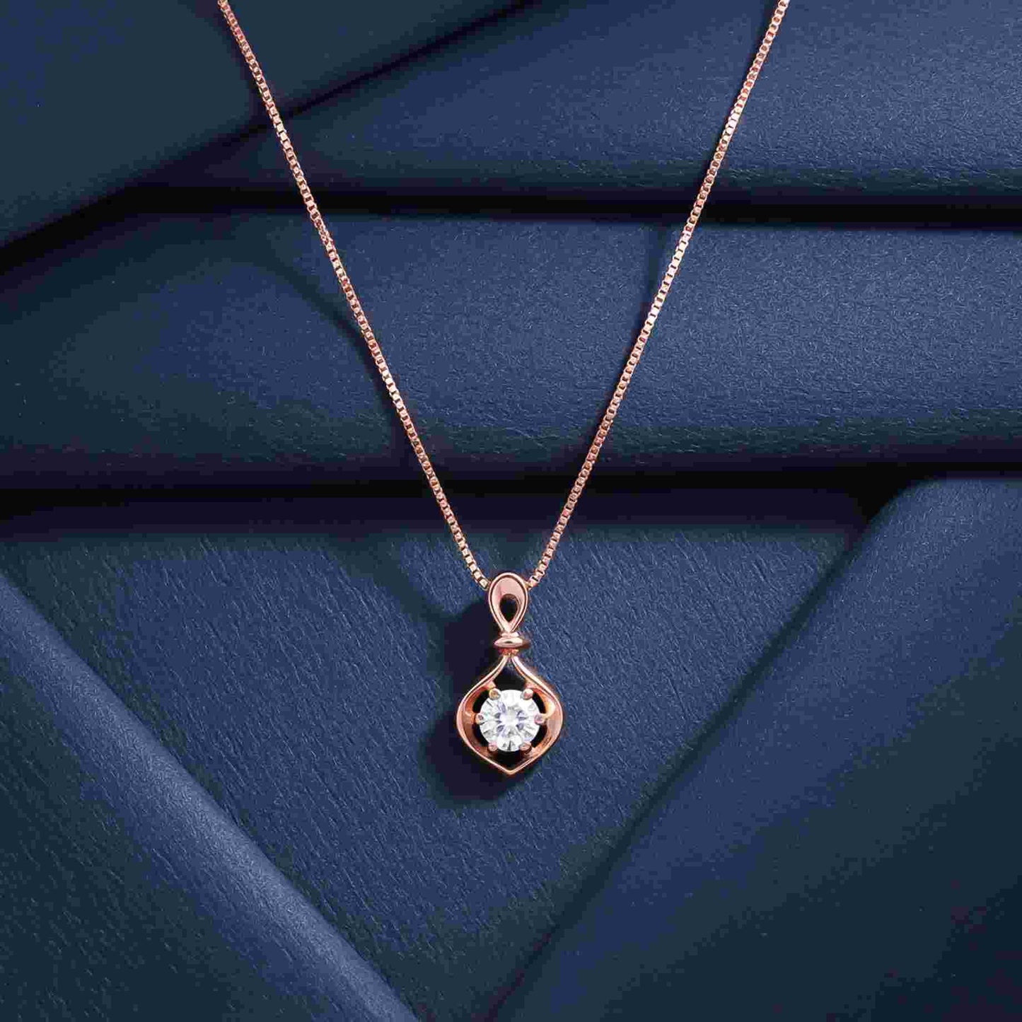 Silver Winsey Dazzling Pendant